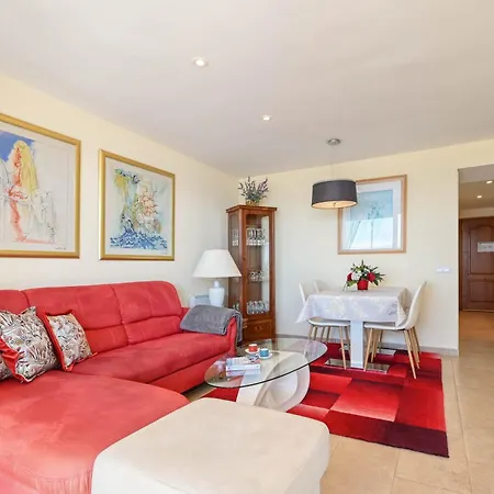Oceanfront Apartman *